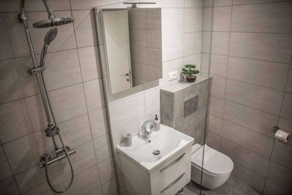Appartamento Soul House Omiš Esterno foto